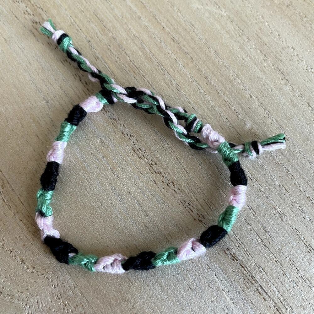 Handmade Avonlea Woven Friendship Bracelet OS Pink Green Women Cotton Tie